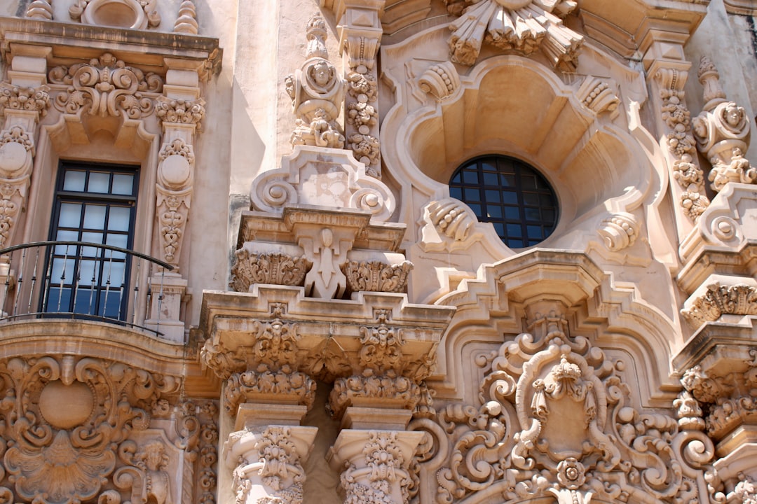 Города и их архитектурные шедевры