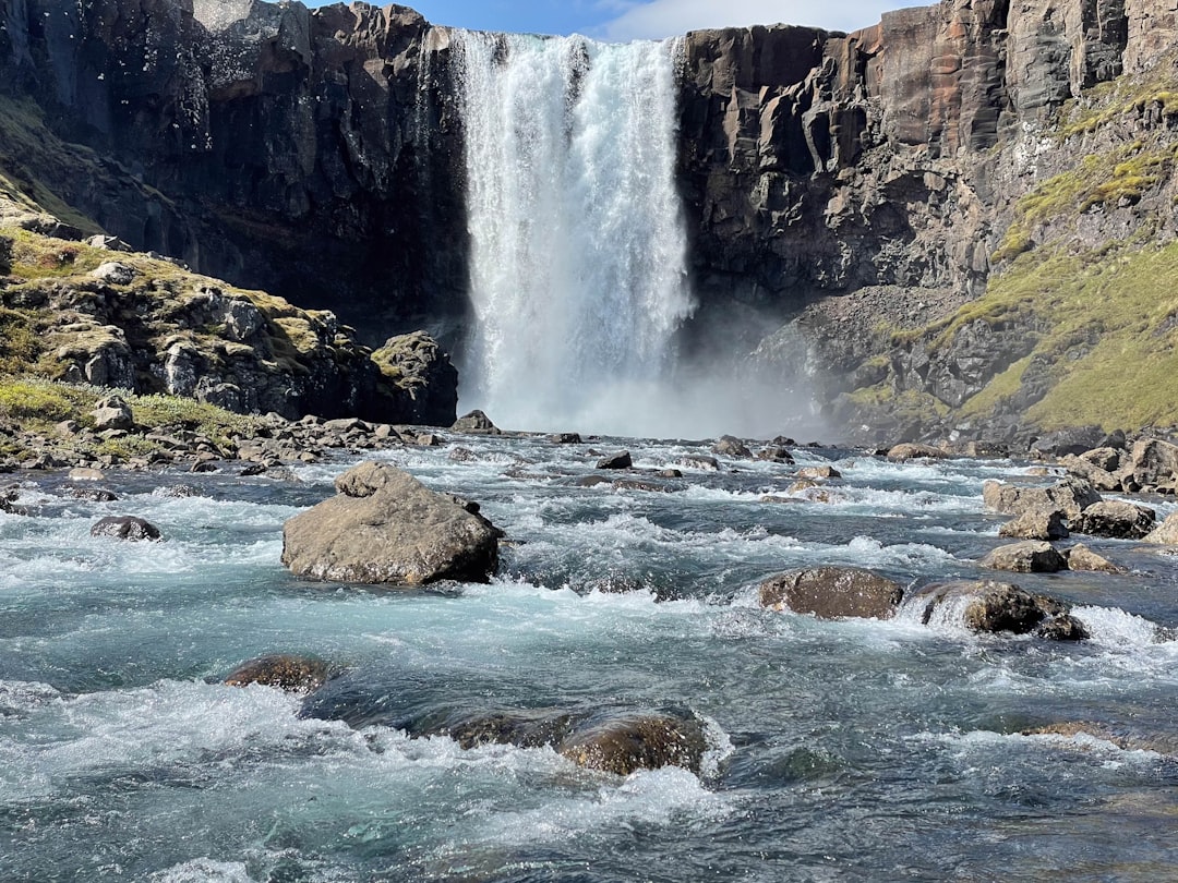 Путеводитель по миру природных чудес: водопады, горы, каньоны