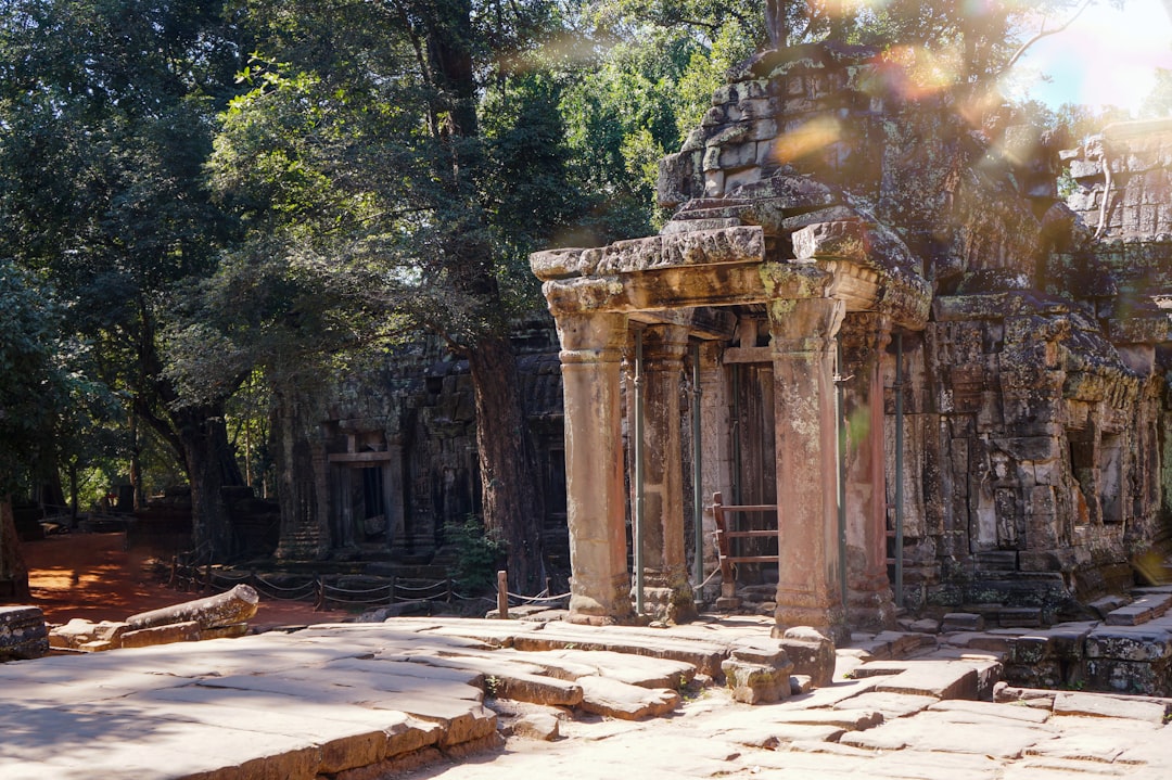 Исследование древних храмов и святилищ