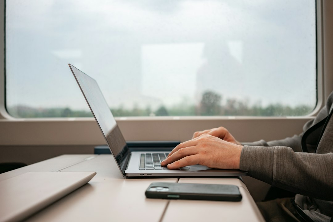Как совмещать работу и путешествия: удаленная работа и фриланс