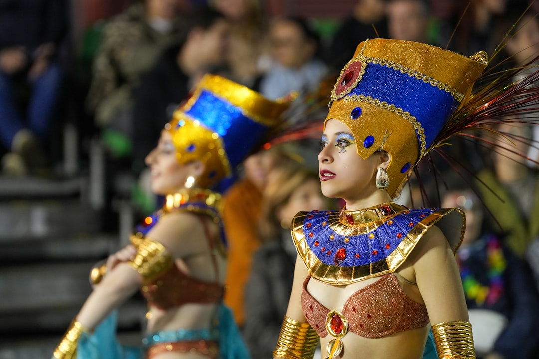 Культурные фестивали: музыка, искусство, танцы