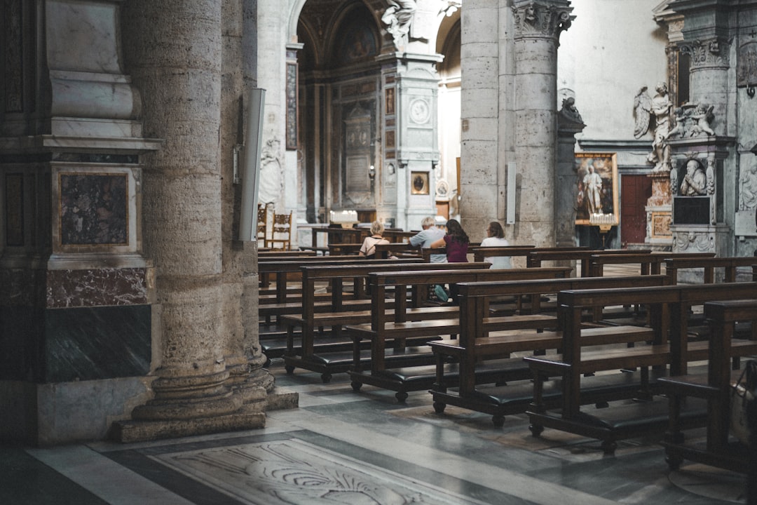Паломничество к святым источникам и церквям