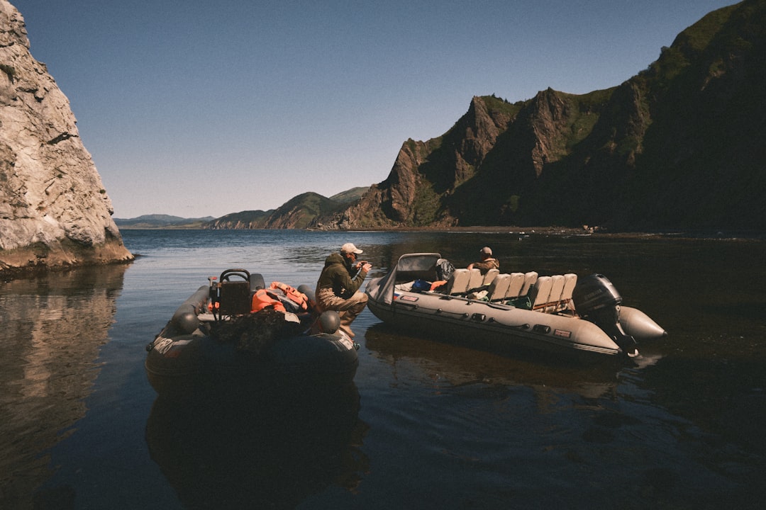 Приключения на воде: райдерские и каякинг туры