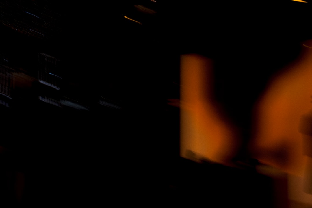 Путешествие в мире ароматов: от масел до духов