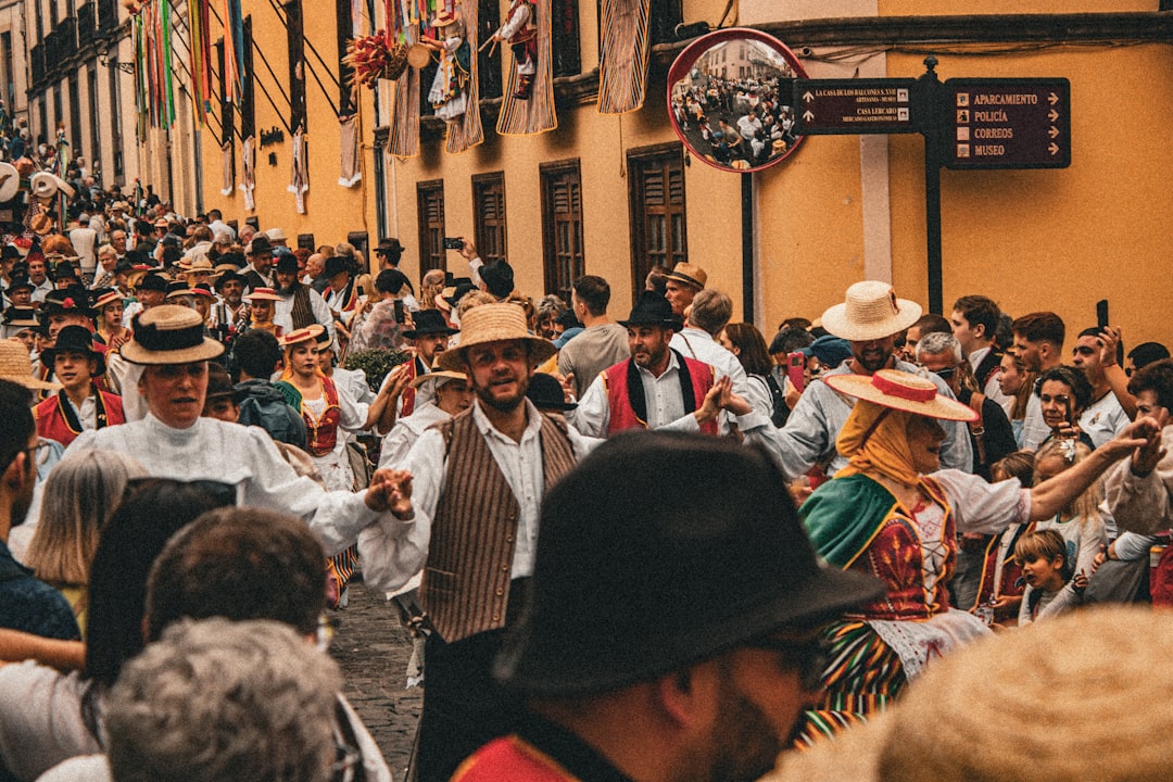 Путешествие в мире гастрономических фестивалей: от сыра до вина