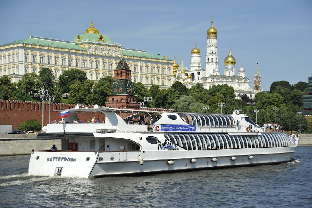 Путешествие в мире индивидуальных экскурсий: самостоятельное исследование города