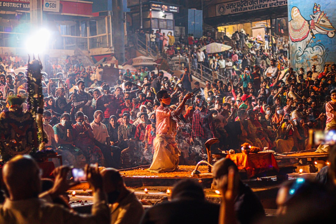 Путешествие в мире культурных фестивалей: от музыки до искусства