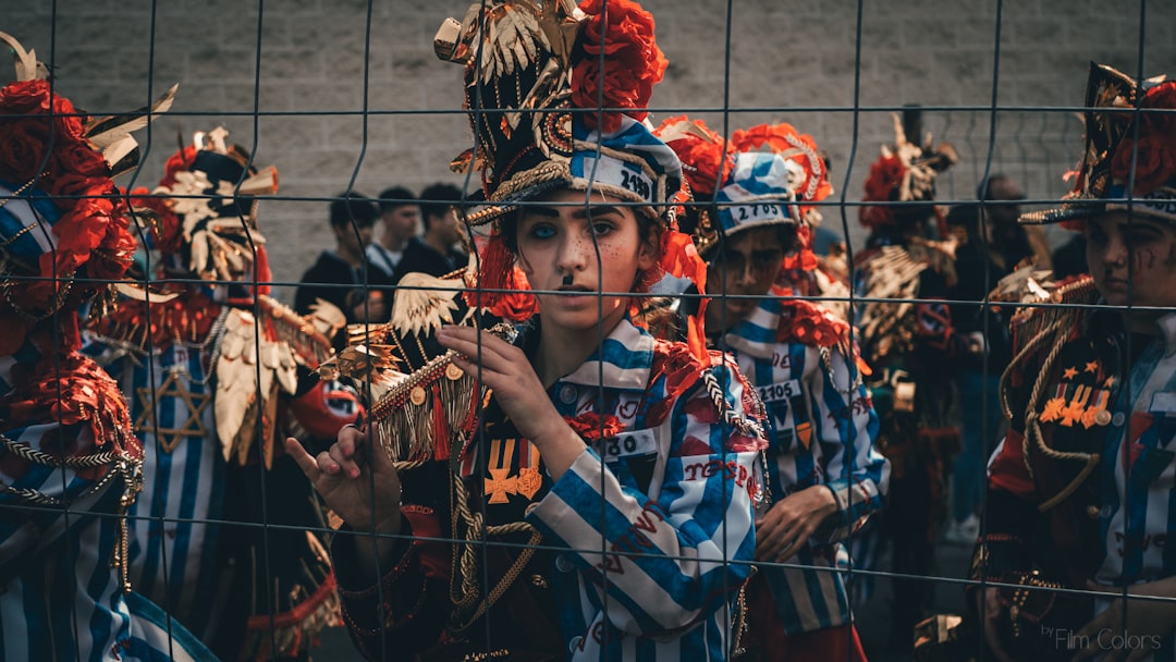 Путешествие в мире национальных костюмов и стилей одевания