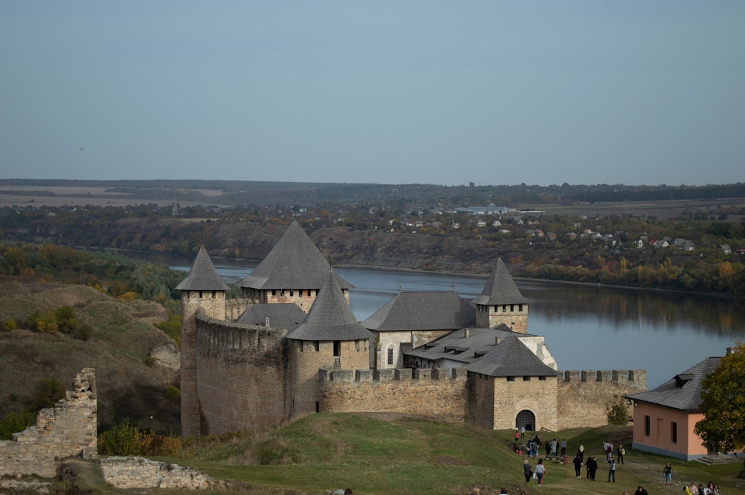 Путешествие в мире старинных крепостей и замков