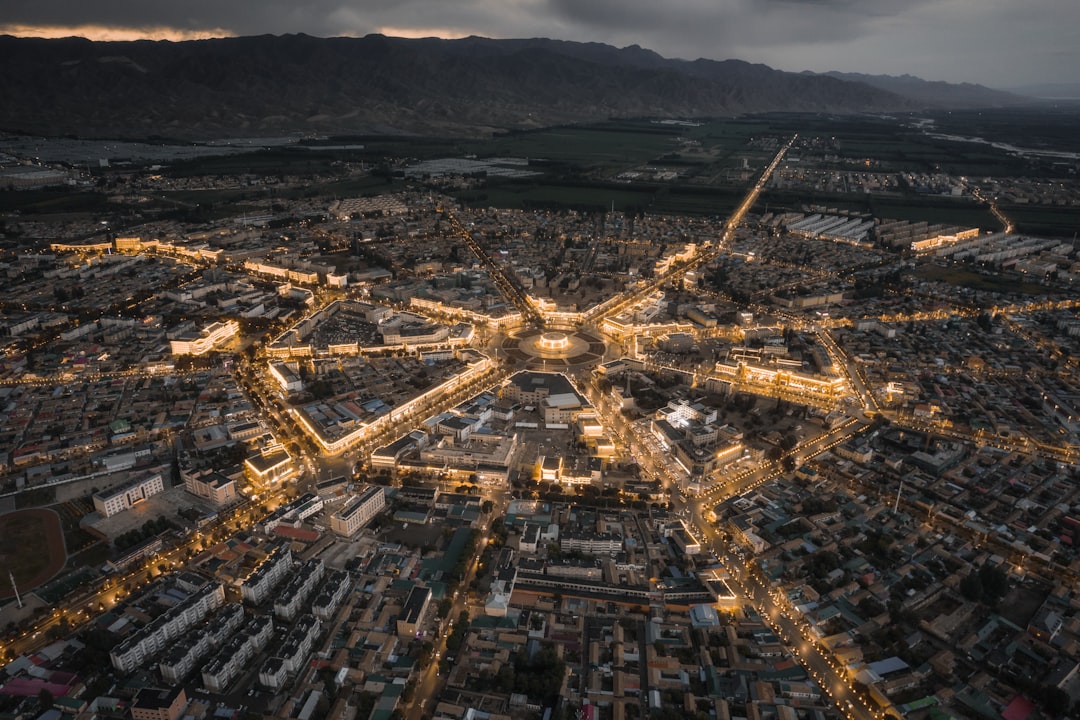 Путешествие в мире технологий: футуристические города и инновации