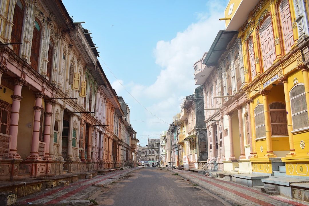 Путешествие в прошлое: реставрированные исторические города