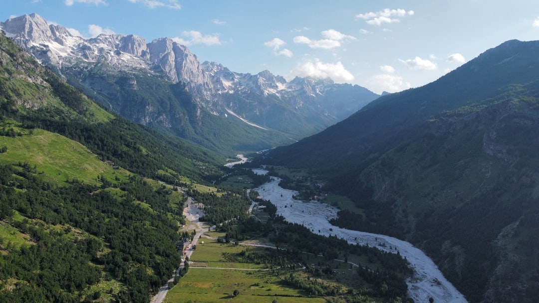 Путеводитель по миру национальных парков и заповедников