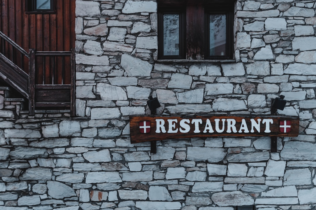 Путеводитель по миру самых необычных ресторанов