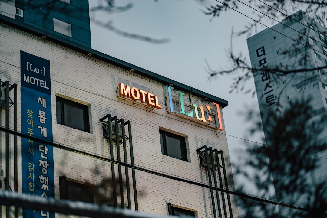 Путеводитель по миру уникальных отелей и гостиниц