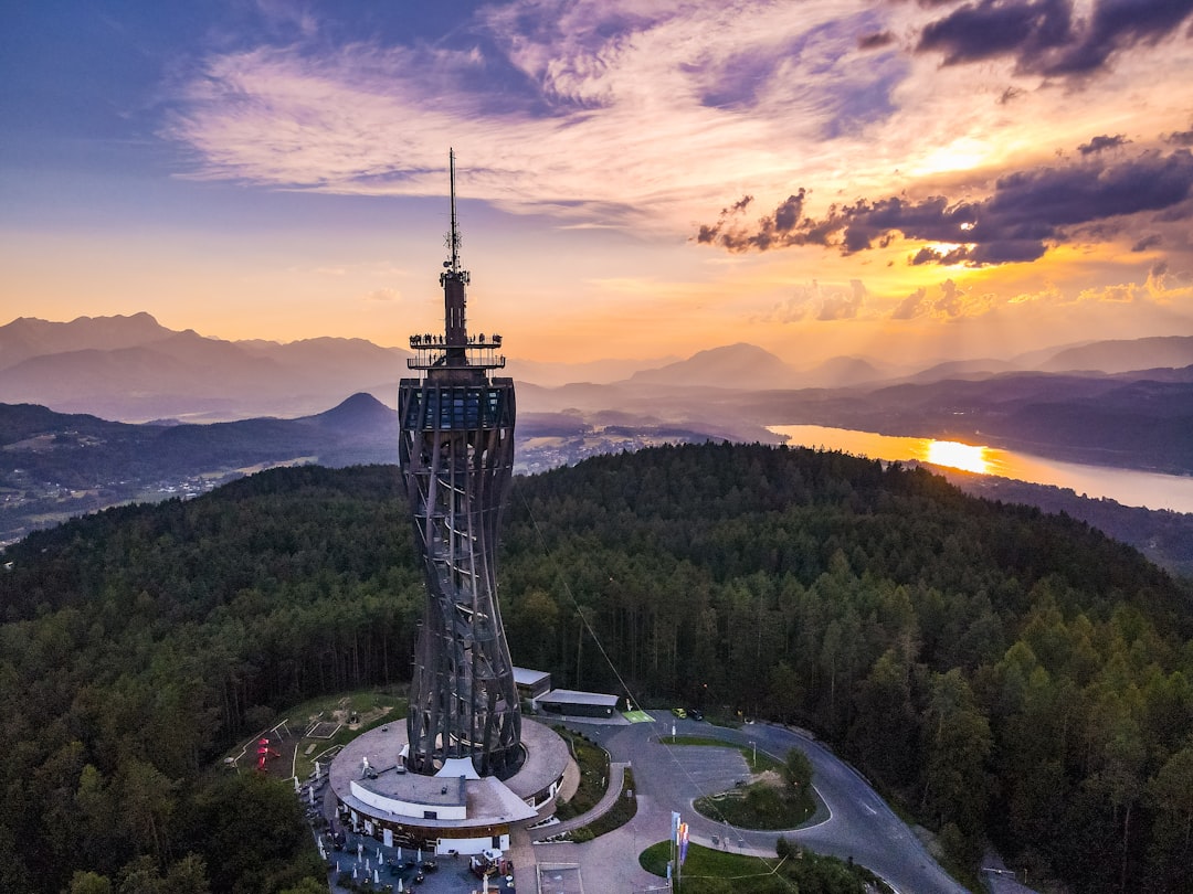 Путеводитель по самым необычным маякам мира