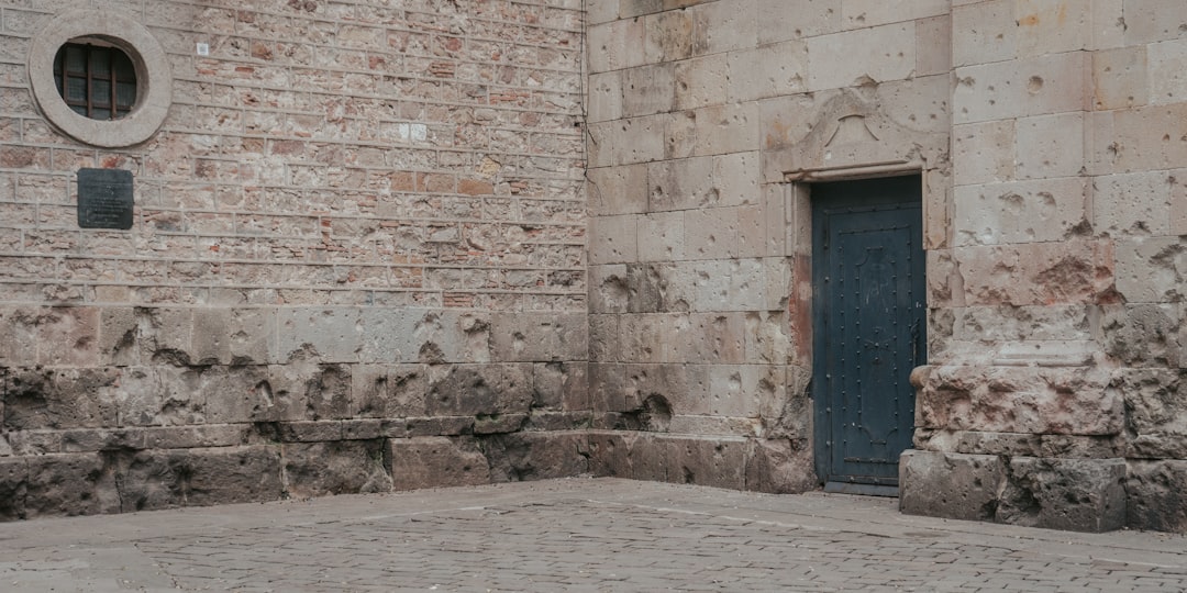 Путевые заметки: встречи с местными художниками и ремесленниками