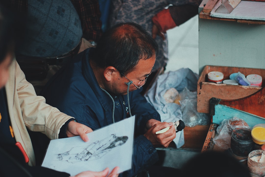 Путевые заметки о встречах с местными художниками и ремесленниками