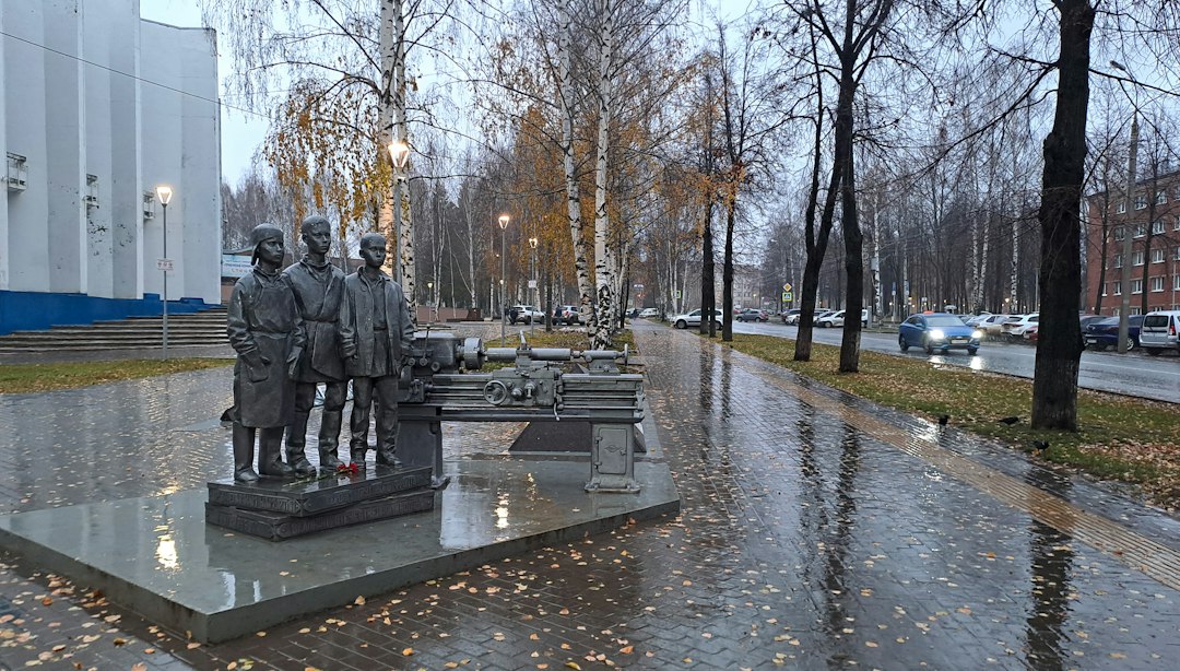 Путевые заметки о встречах с местными художниками и скульпторами