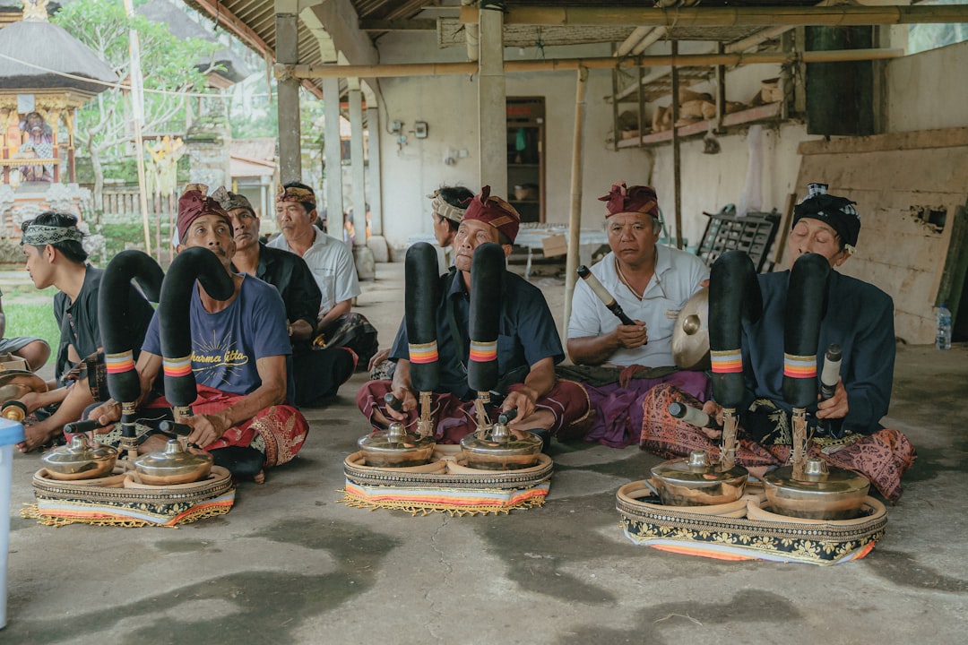 Путевые заметки о встречах с местными мастерами народных ремесел