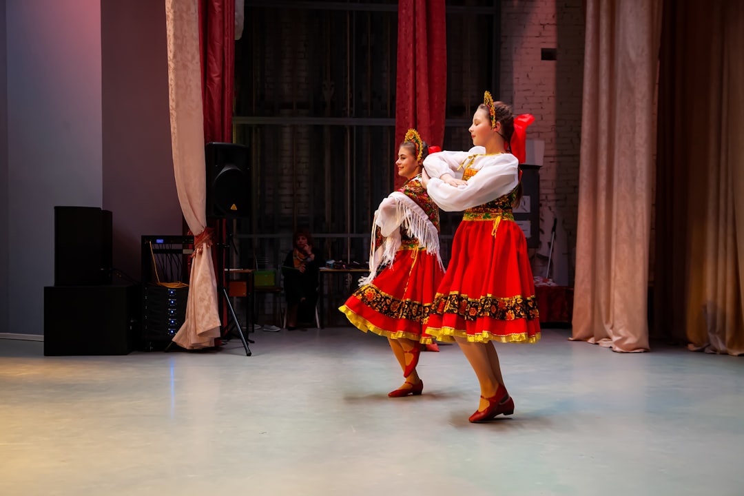 Путевые заметки о встречах с местными танцорами и хореографами