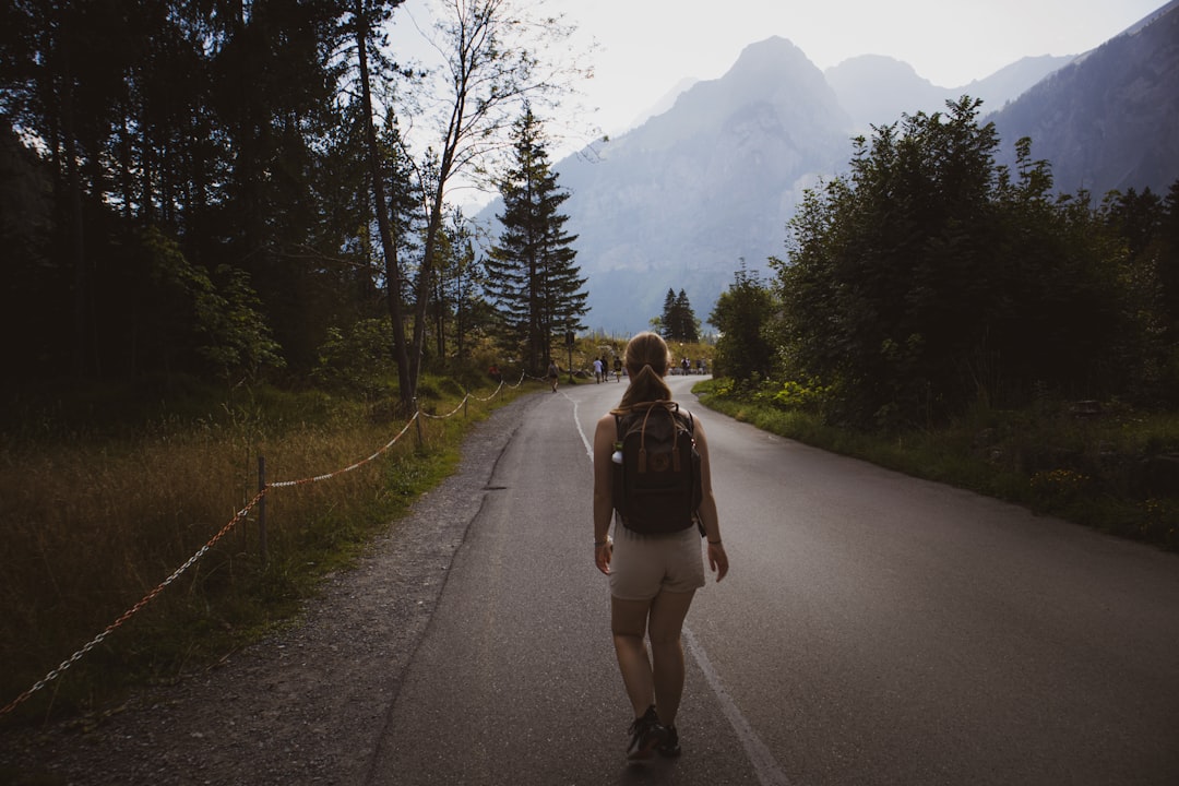 Самостоятельное путешествие vs тургруппа: преимущества и недостатки