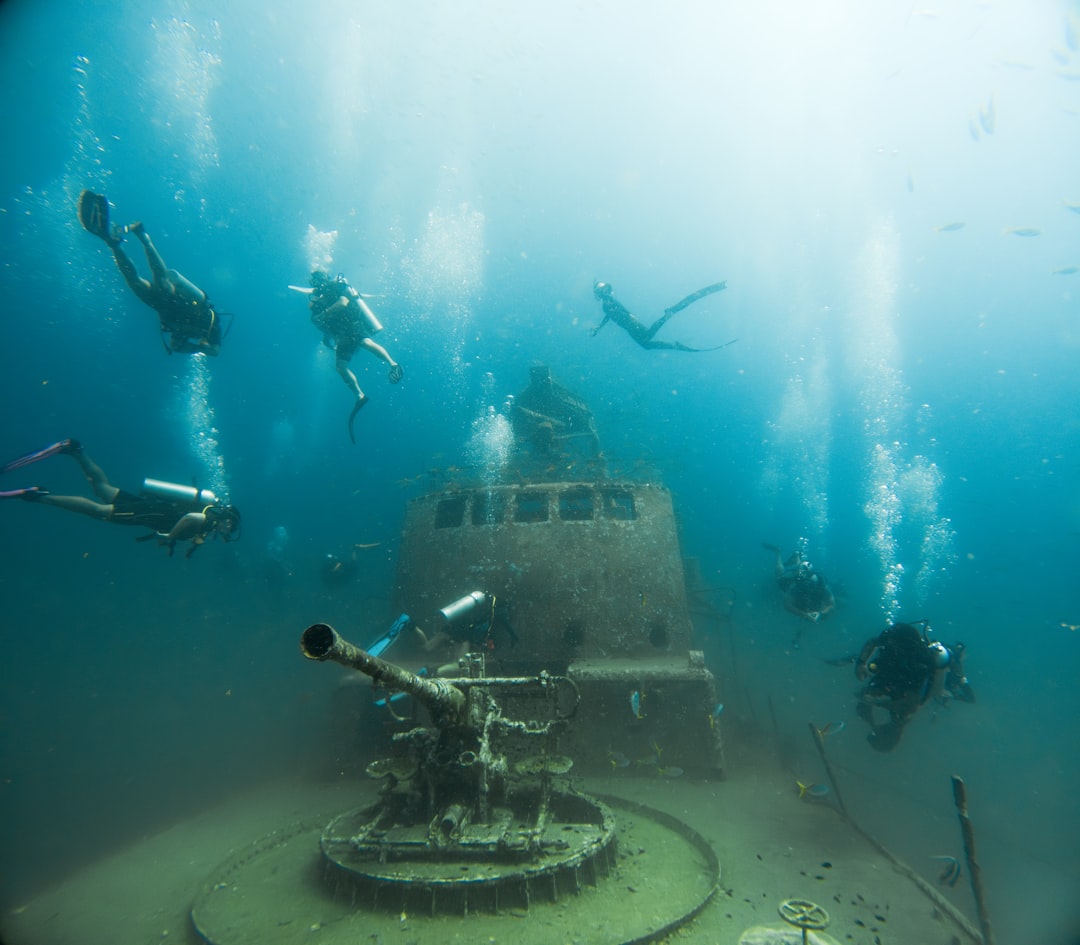 Сокровища подводного мира: лучшие места для подводного плавания