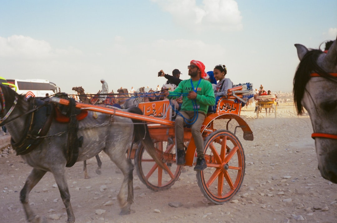 Сравнение традиционных и современных методов путешествий