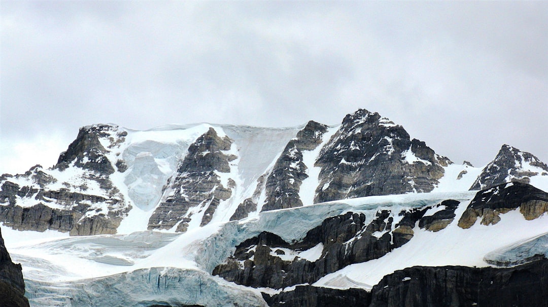 Треккинг по ледникам и горным хребтам