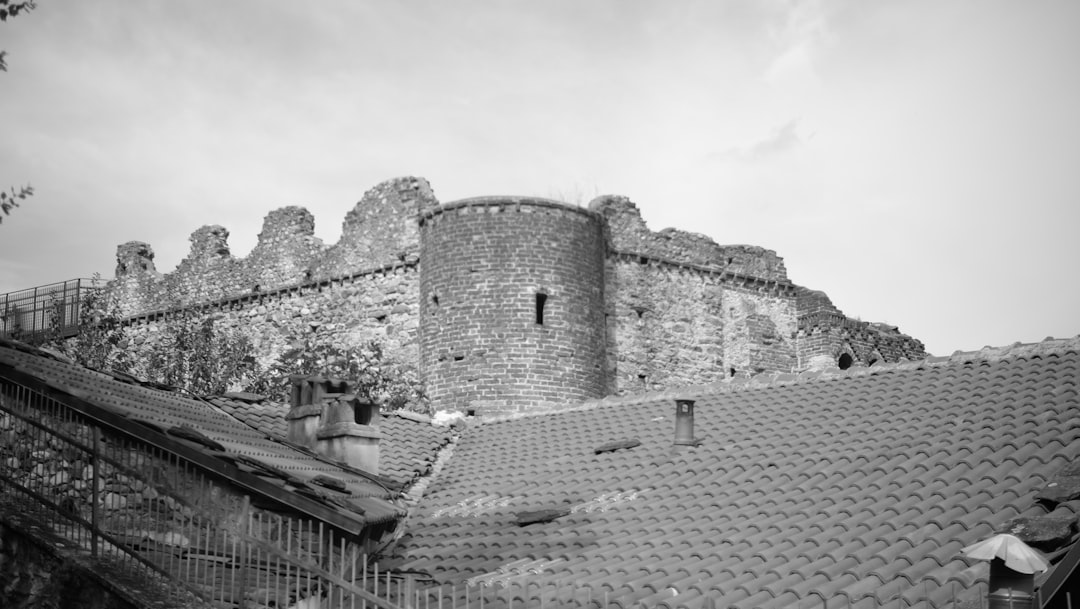 Тур по старинным замкам и фортам