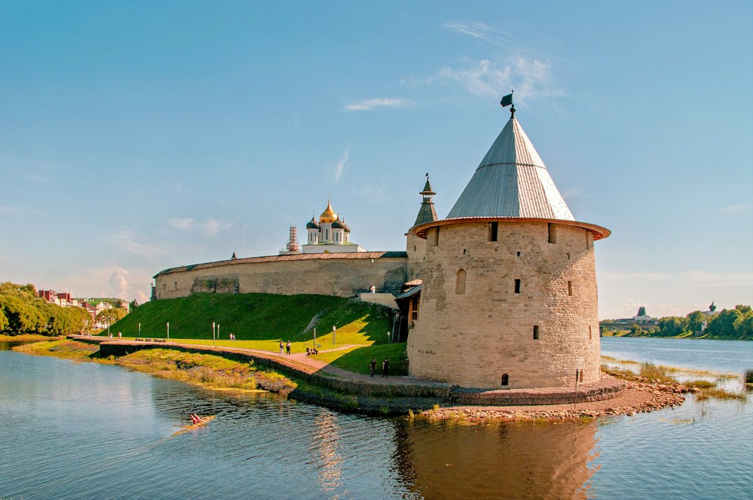 Тур по старинным замкам и фортам