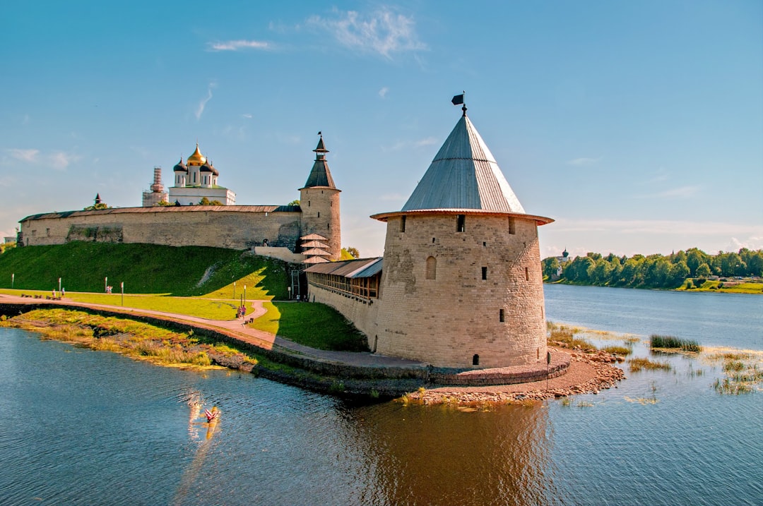 Тур по старинным замкам и фортам