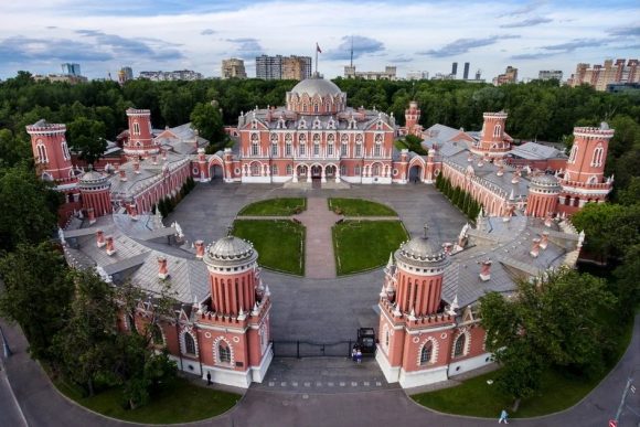 Двухместные номера в Бутик-отеле &#171;Петровский Путевой Дворец&#187; в Москве от 3800 рублей