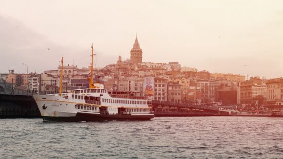 Из МинВод в Стамбул в июне за 10700 рублей туда-обратно