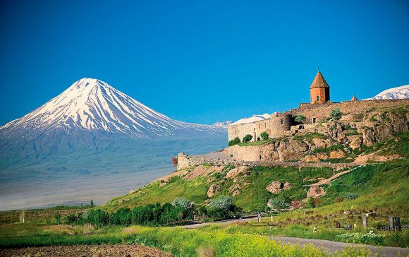 Прямой рейс из Москвы в Ереван за 3880 рублей (на следующей неделе)